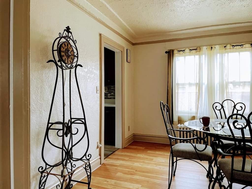 2 Bedroom Apt Near Great Lakes Naval Base And 6 Flags Waukegan Eksteriør bilde