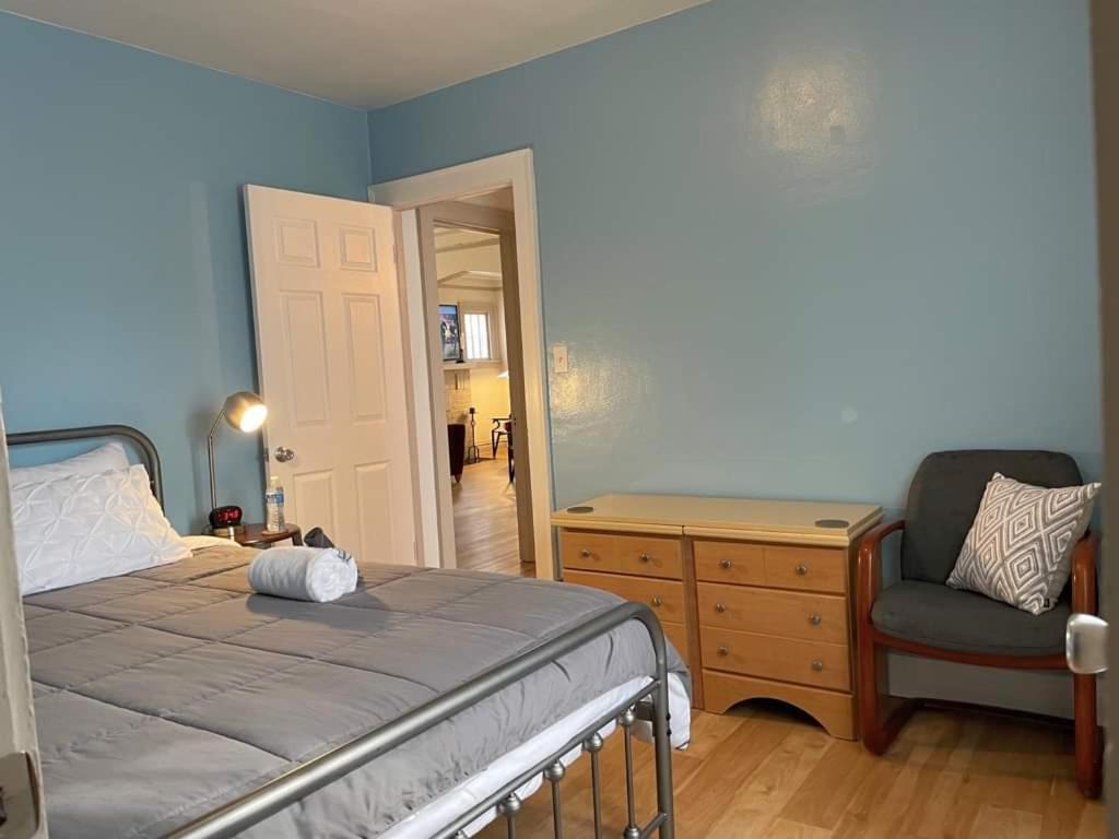 2 Bedroom Apt Near Great Lakes Naval Base And 6 Flags Waukegan Eksteriør bilde