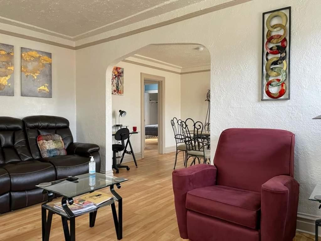 2 Bedroom Apt Near Great Lakes Naval Base And 6 Flags Waukegan Eksteriør bilde